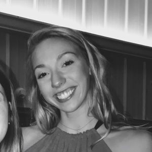 Meet your Posher, Lia